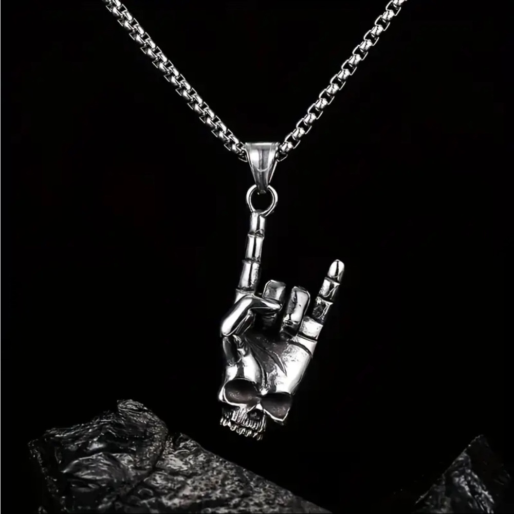 Skull‎ hand sign pendant silver plated necklace faux fashion jewelry